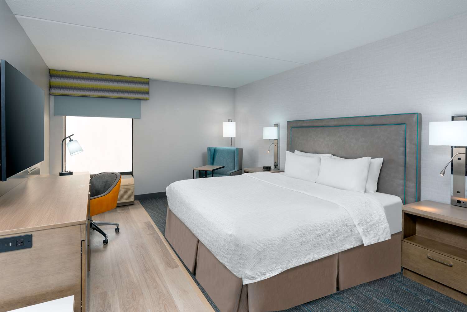 hampton inn hartford airport