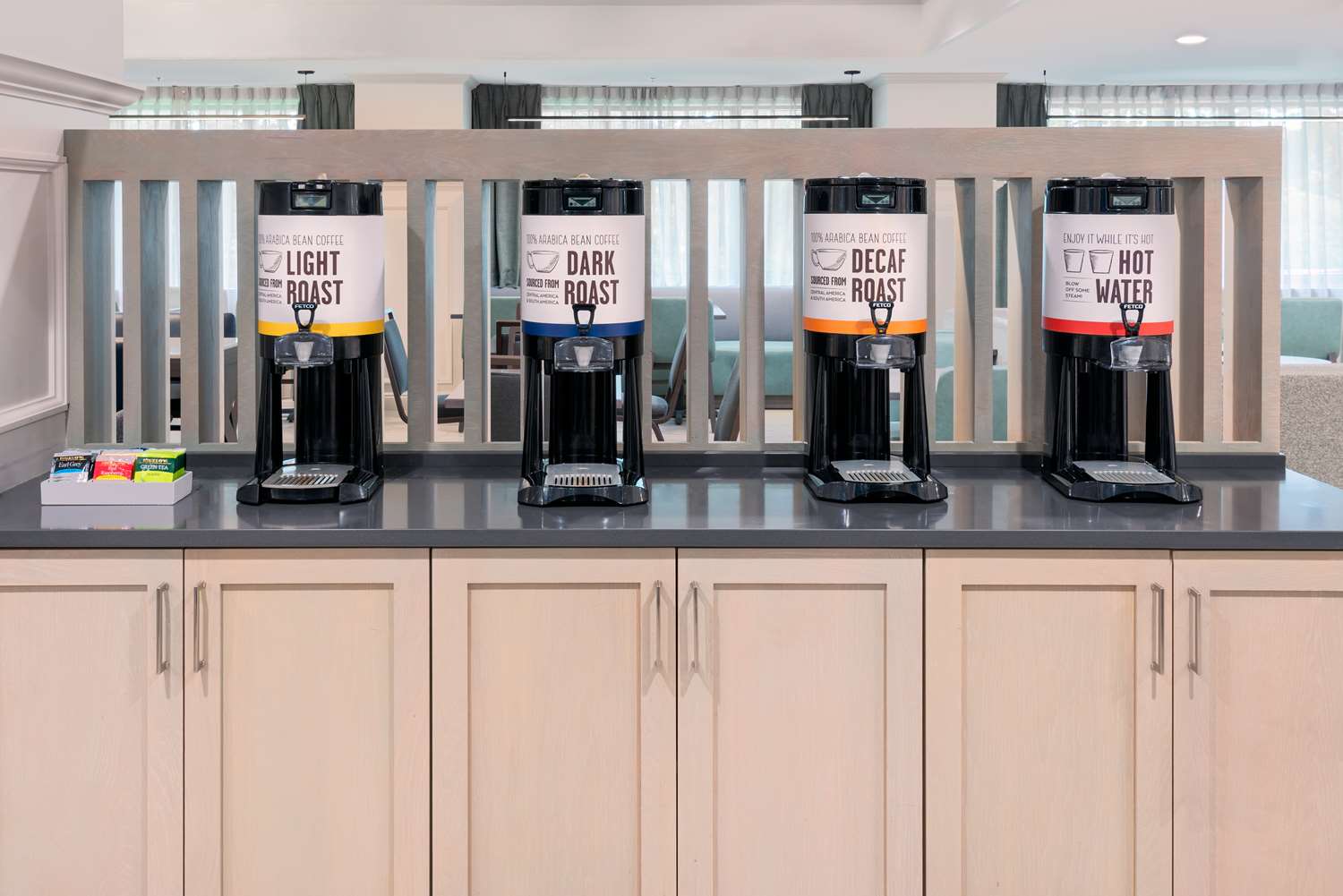 hampton inn hartford airport