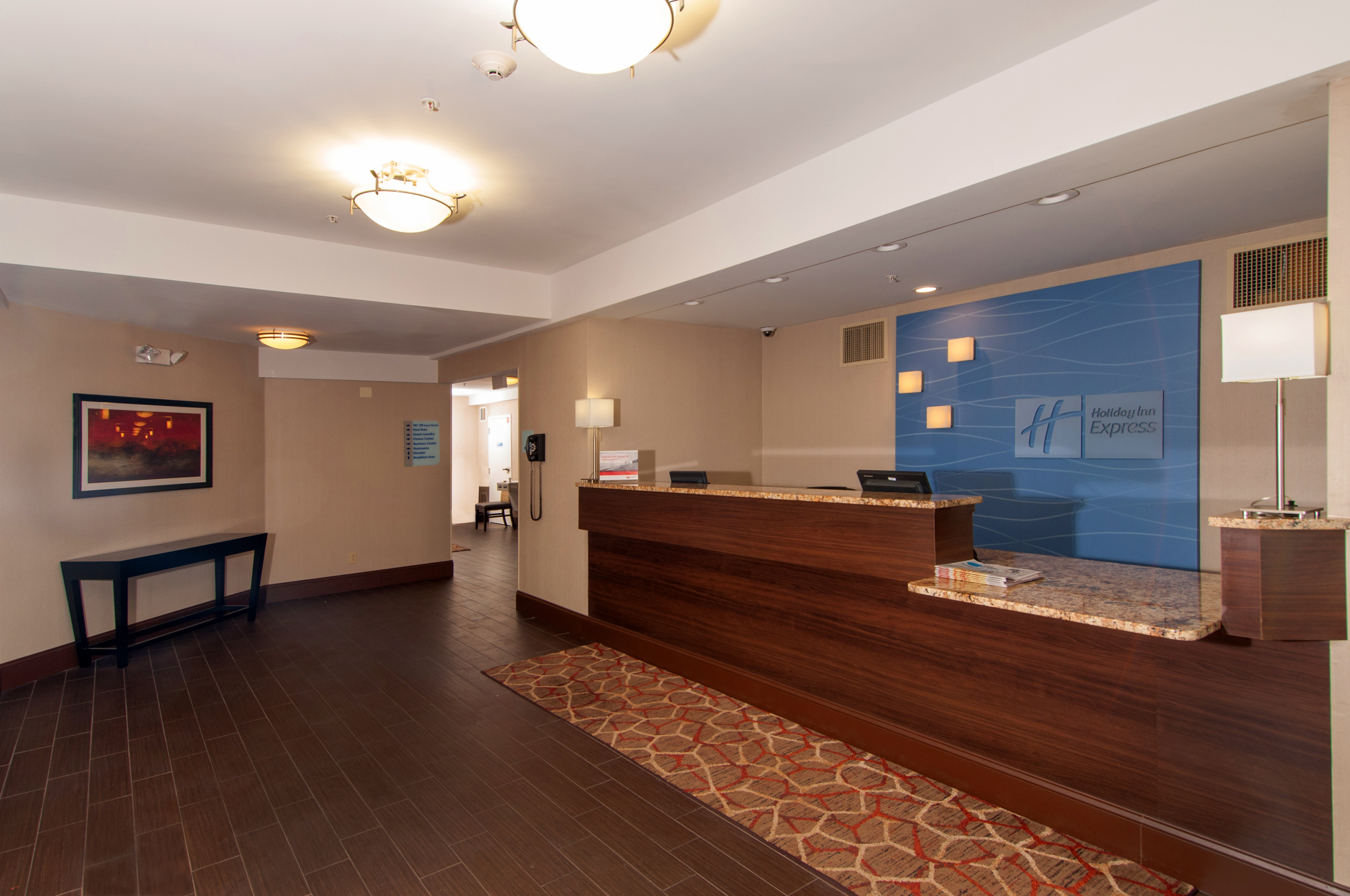 holiday inn express vernon manchester by ihg