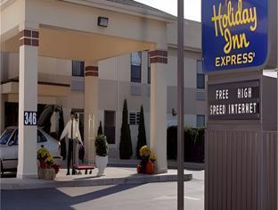 holiday inn express vernon manchester by ihg