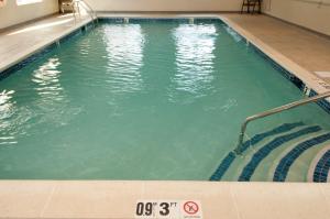 holiday inn express vernon manchester by ihg