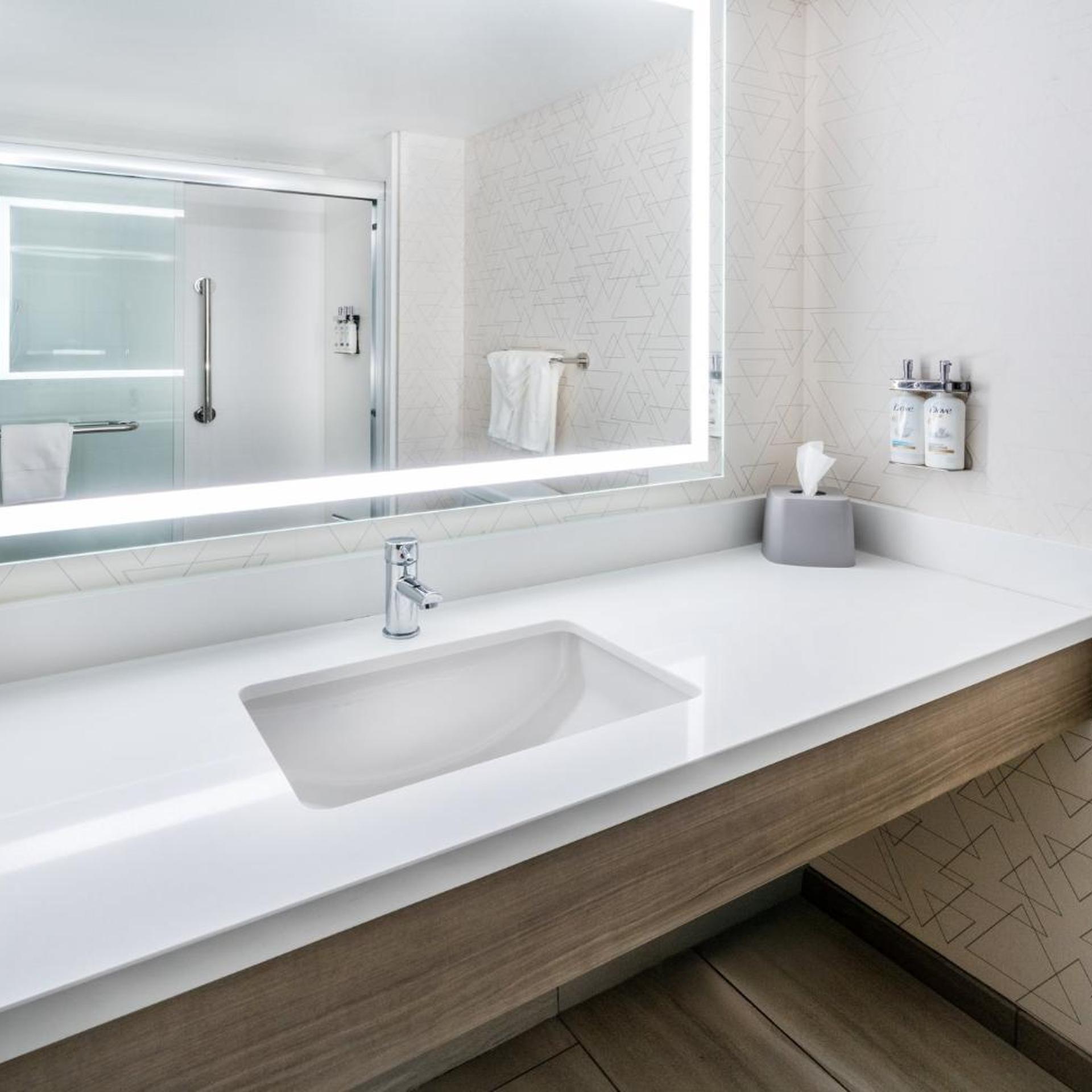 holiday inn express hotel and suites cheyenne by ihg