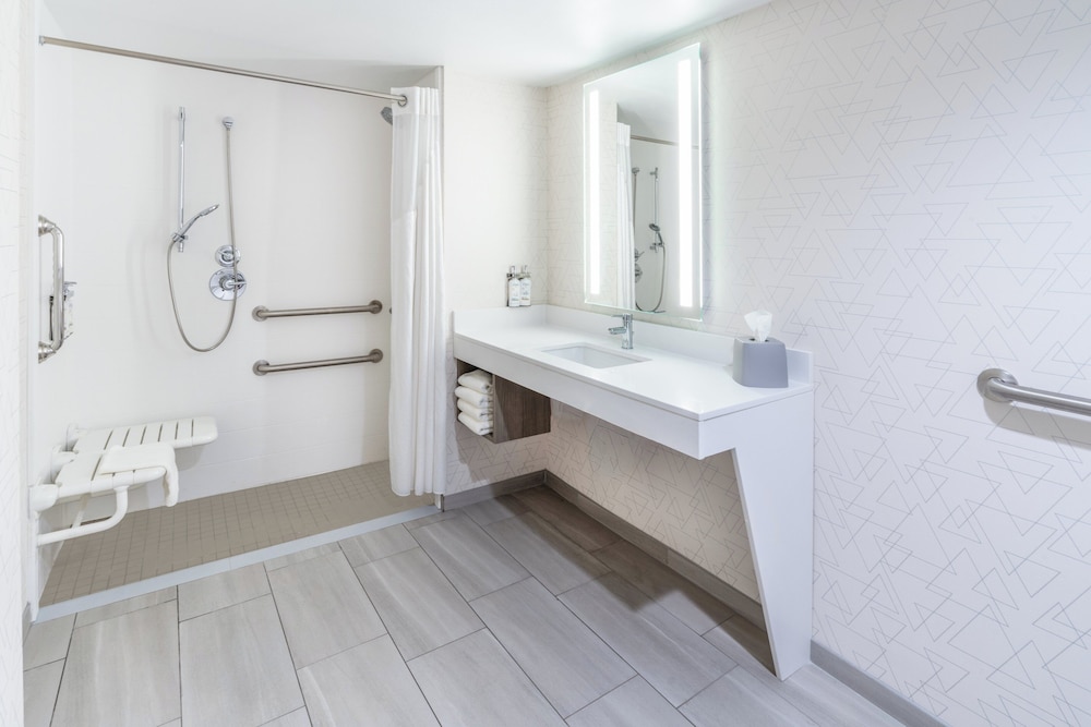 holiday inn express hotel and suites cheyenne by ihg