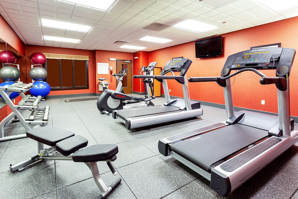 holiday inn express hotel and suites cheyenne by ihg