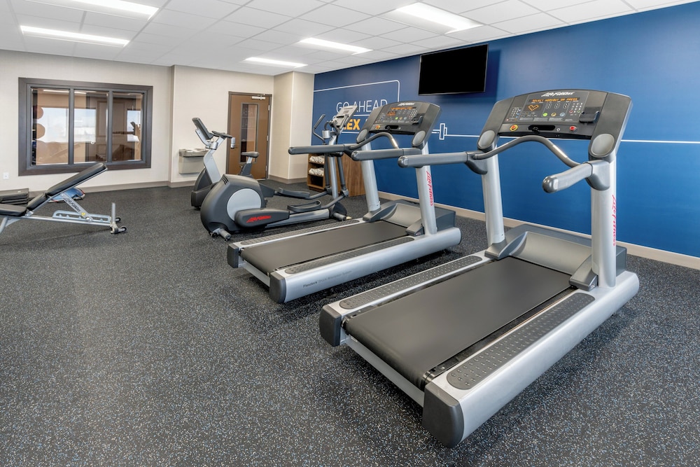 holiday inn express hotel and suites cheyenne by ihg