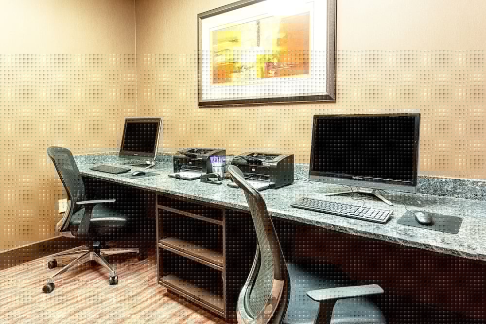 holiday inn express hotel and suites cheyenne by ihg