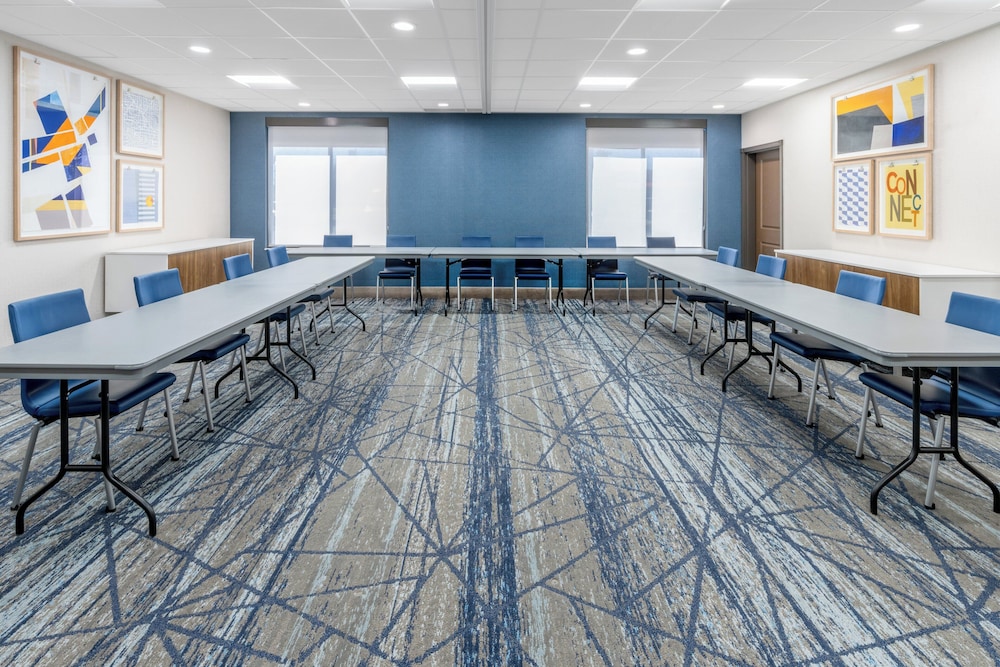 holiday inn express hotel and suites cheyenne by ihg