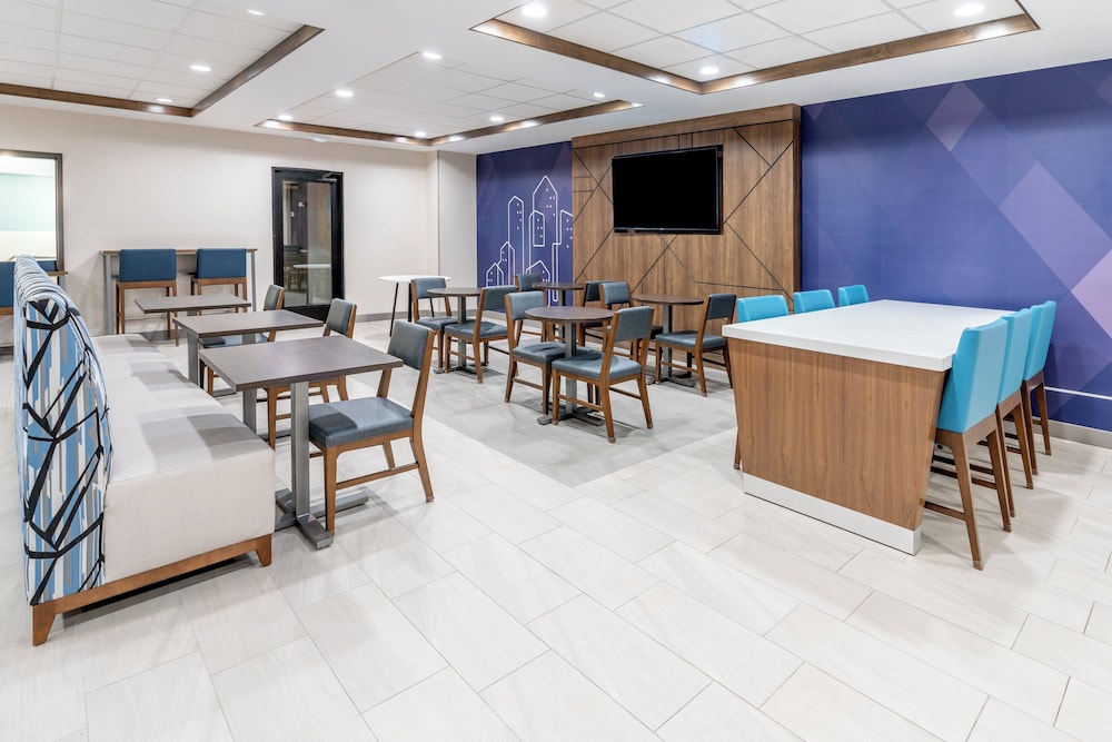 holiday inn express hotel and suites cheyenne by ihg