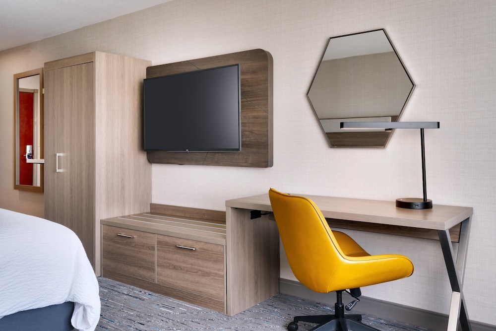 holiday inn express hotel and suites cheyenne by ihg