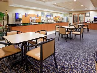 holiday inn express hotel and suites cheyenne by ihg