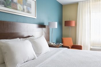 fairfield inn and suites cheyenne