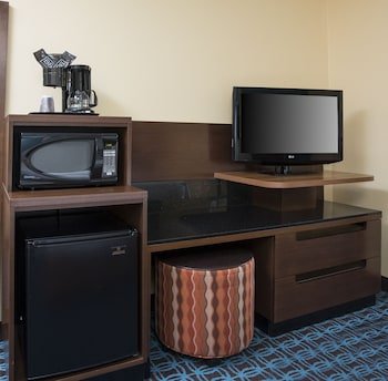 fairfield inn and suites cheyenne