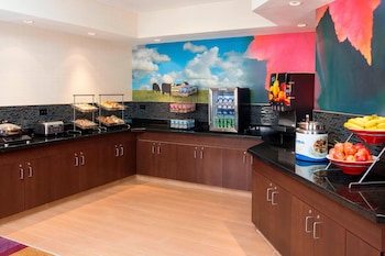 fairfield inn and suites cheyenne