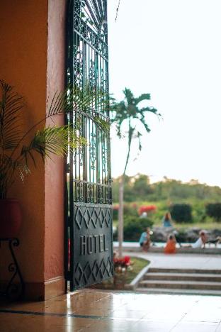 mayaland hotel and bungalows