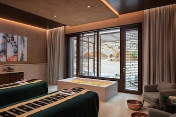 banyan tree alula