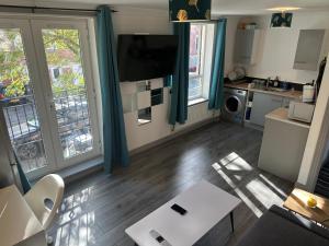 Cosy Stay In Birmingham By Villazu,,3 star