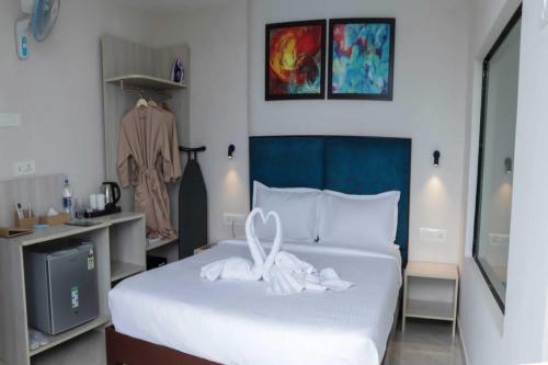 sandbanks beach resort