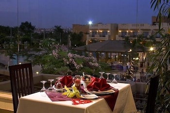 swiss inn plaza