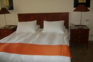 swiss inn plaza