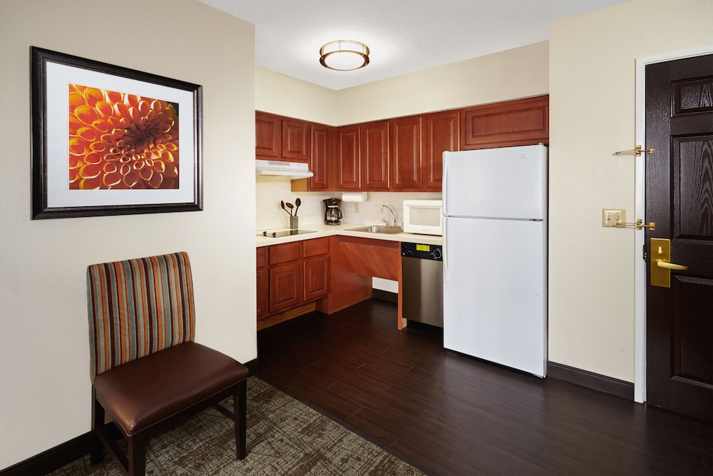 staybridge suites south springfield by ihg
