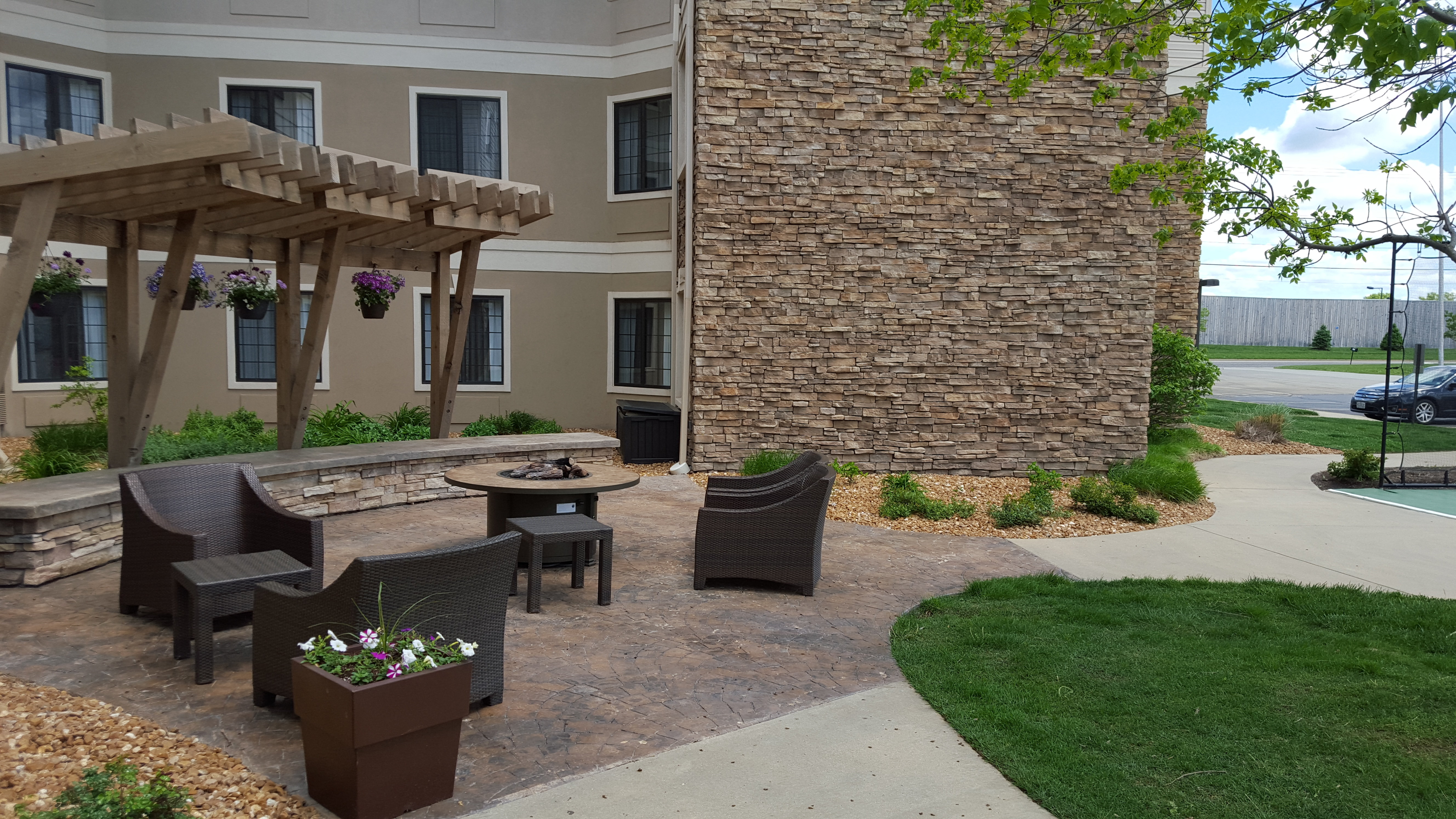 staybridge suites south springfield by ihg