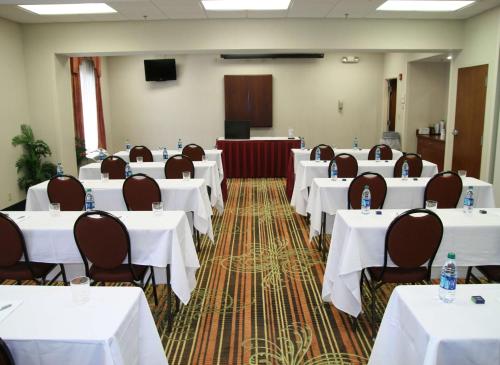 hampton inn and suites springfield southwest