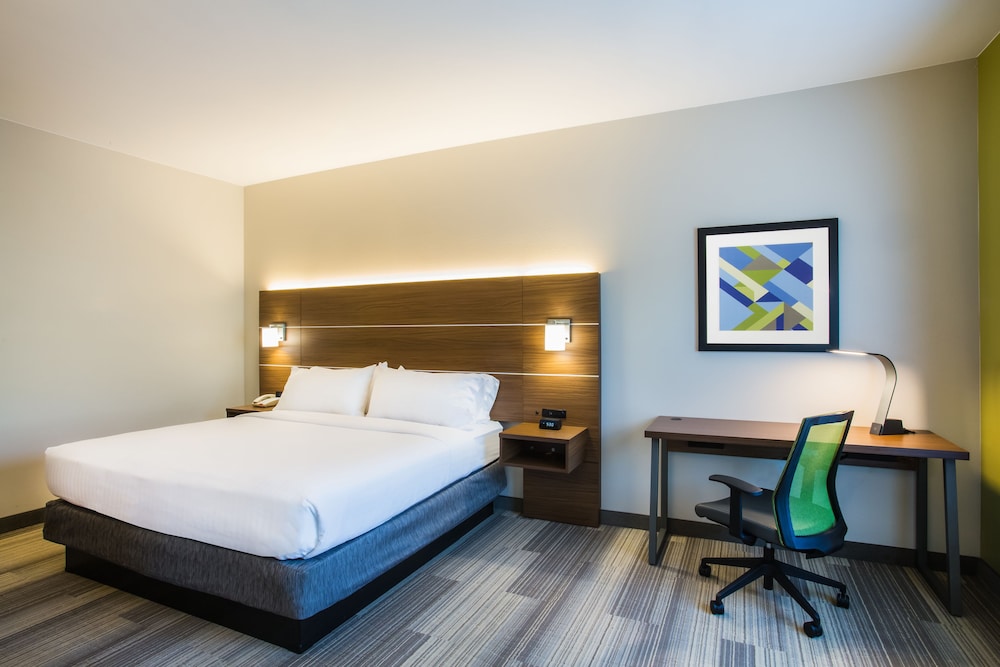 holiday inn express and suites cedar city by ihg