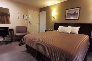 rodeway inn and suites