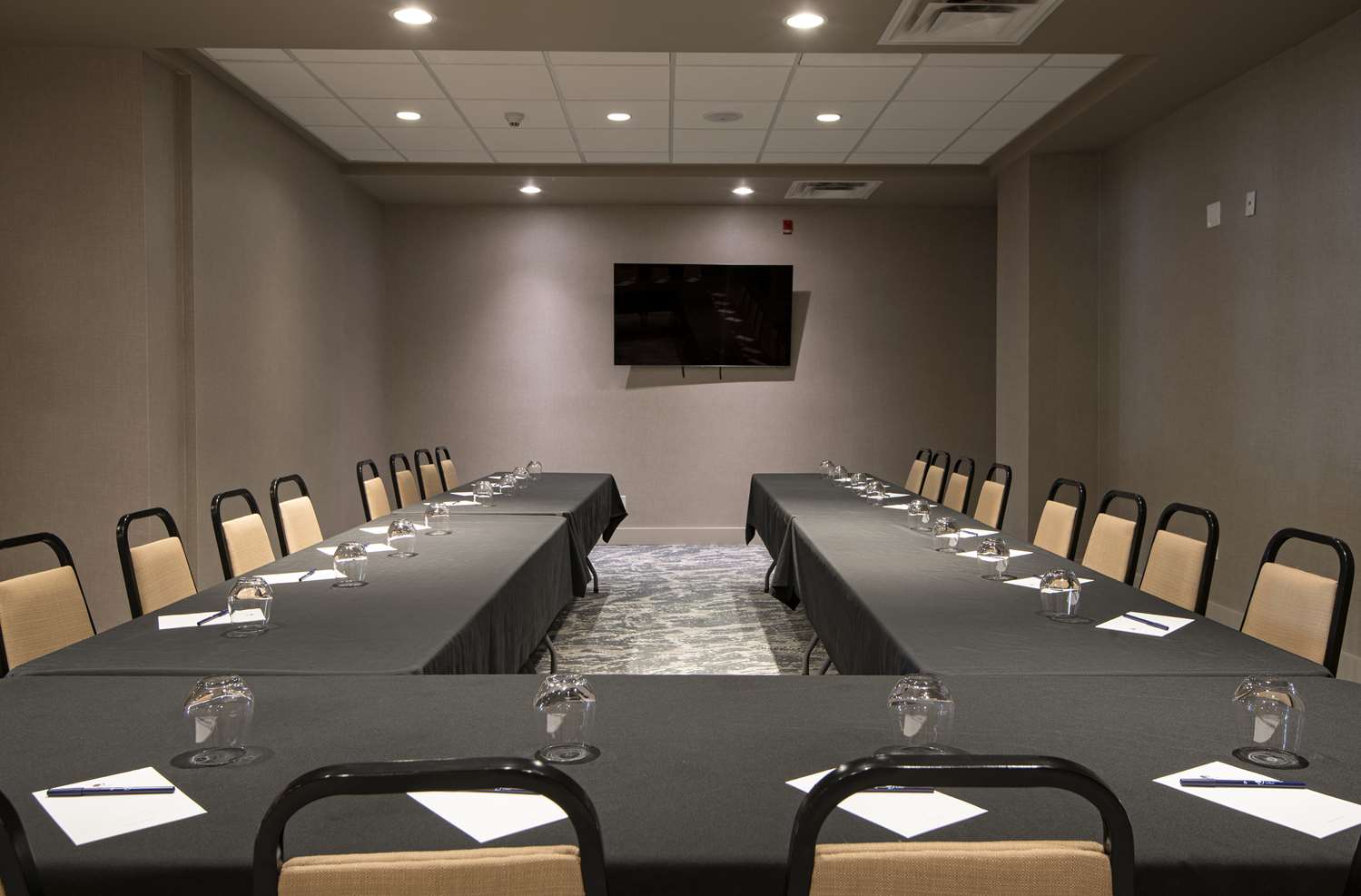 doubletree by hilton hotel kamloops