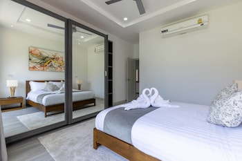 modern 3 bedroom pool villa ms24