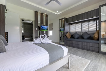 modern 3 bedroom pool villa ms24