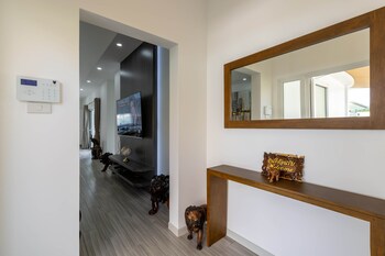 modern 3 bedroom pool villa ms24