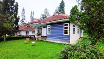ruang nyaman at sukanagalih resort