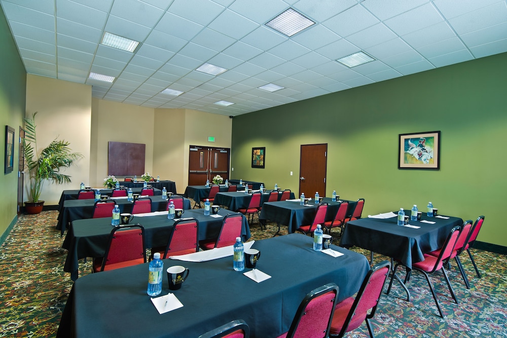 oxford suites pendleton