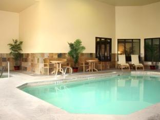 oxford suites pendleton