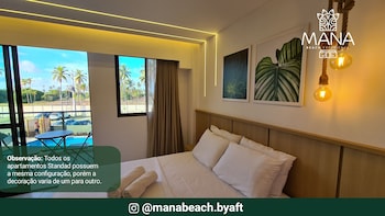 mana beach flat