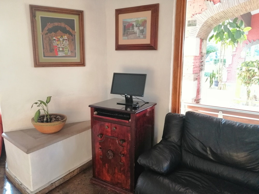 holiday inn express morelia by ihg