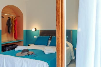 sorrento colorsandsuites