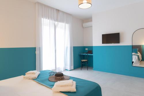sorrento colorsandsuites