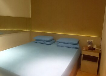 hotel aruni ancol