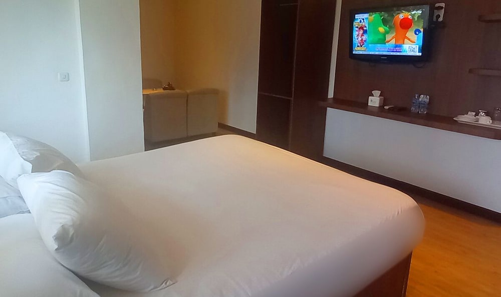 hotel aruni ancol