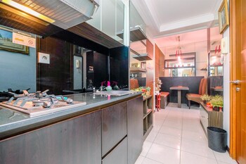 cozy and nice 2br apartment at maple park sunter