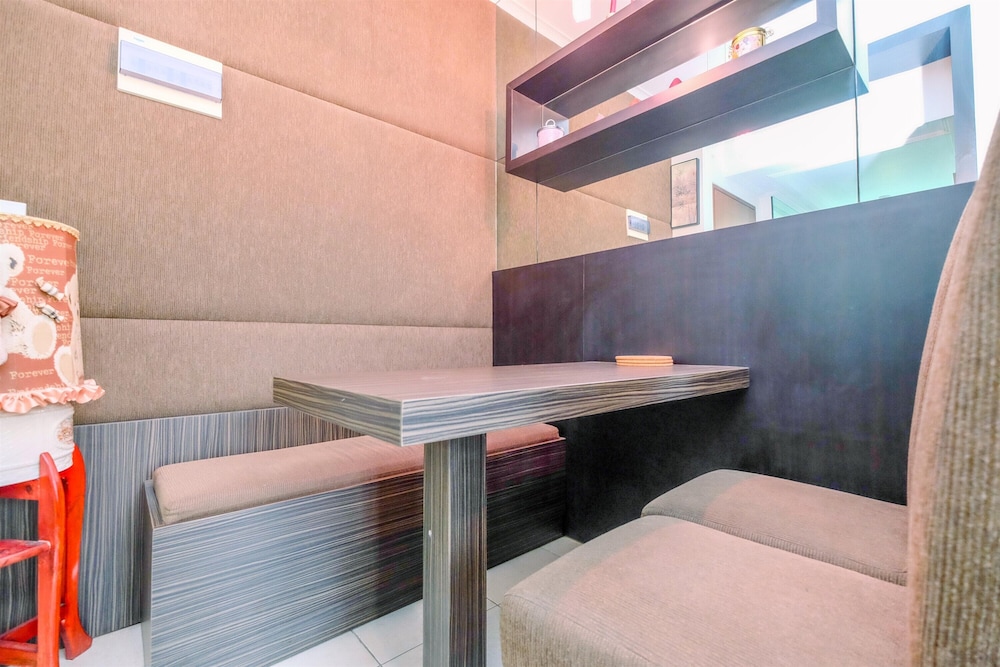 cozy and nice 2br apartment at maple park sunter