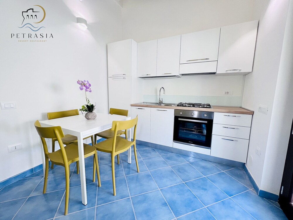 resort petrasia