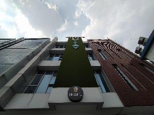 u stay hotel asem baris
