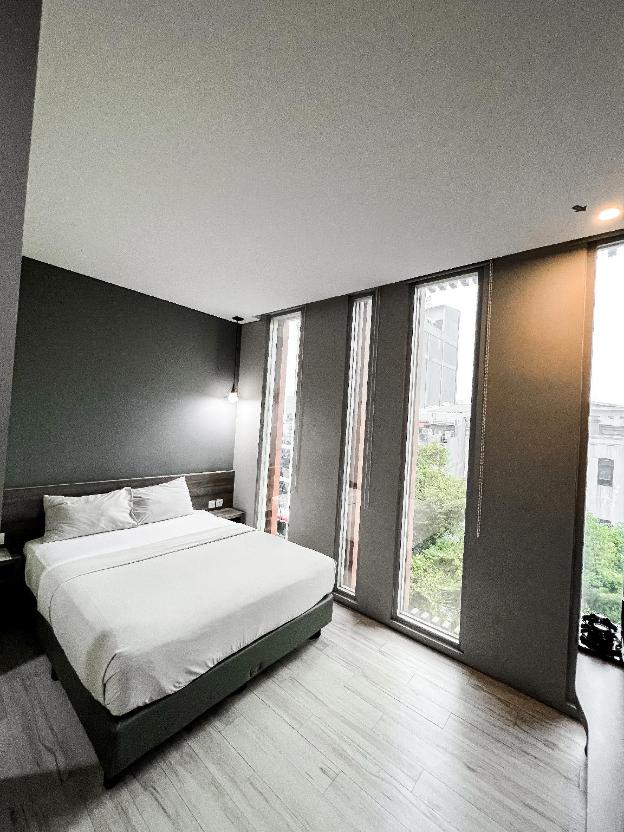 u stay hotel asem baris