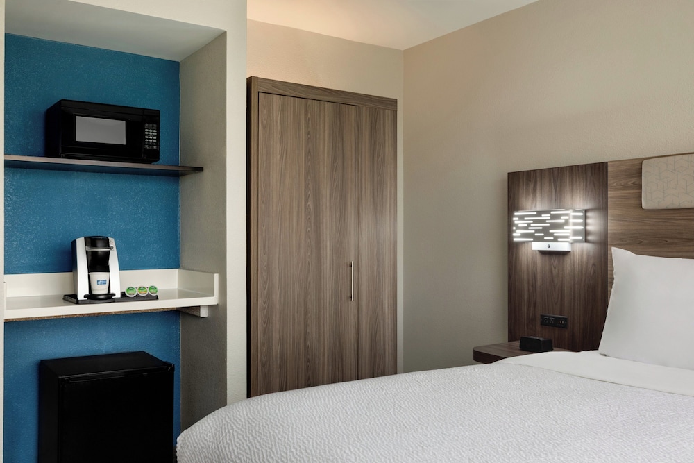 holiday inn express atlanta kennesaw by ihg