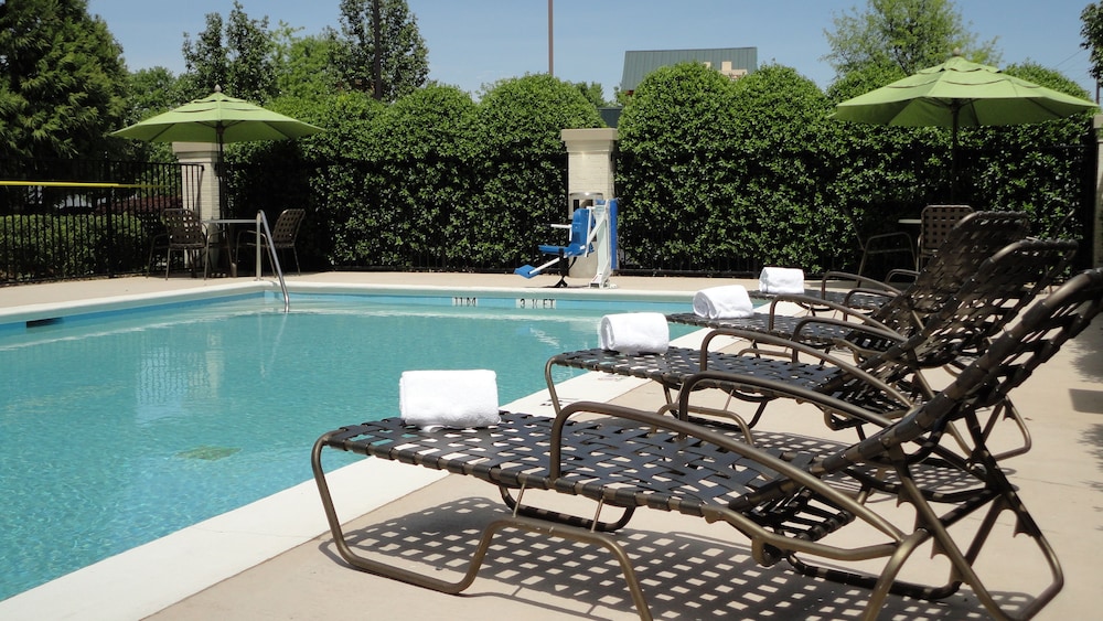 holiday inn express atlanta kennesaw by ihg