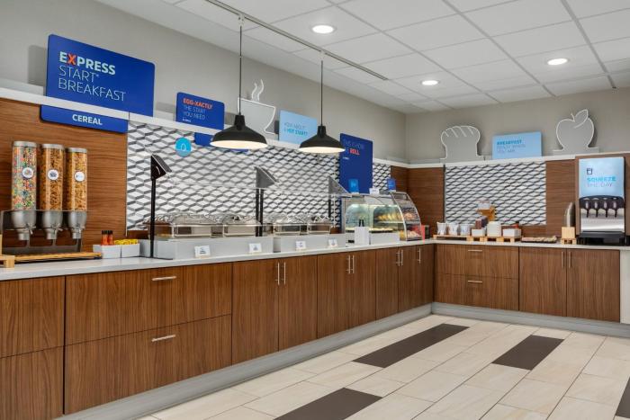 holiday inn express atlanta kennesaw by ihg