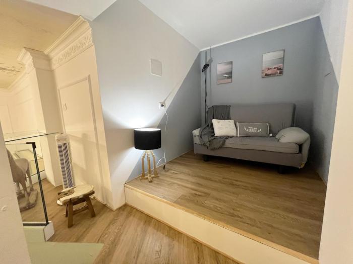 happy family apartments cairoli studio